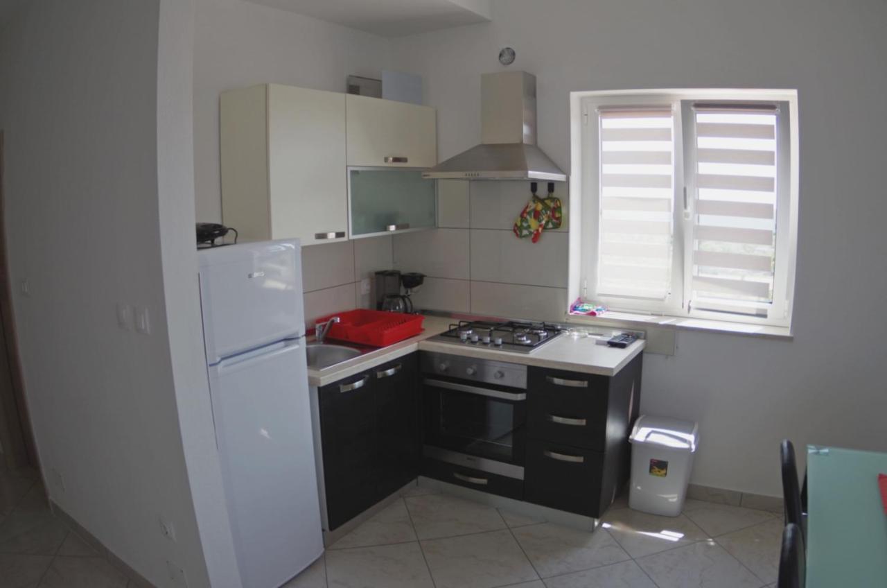 Holiday Apartments In House Sanja Rakalj Exterior photo